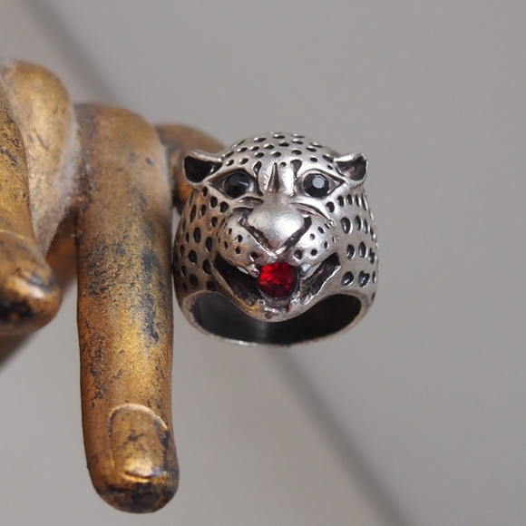Vintage Jewelry - Leopard Ring! Mix/Match Sale 2/$10!